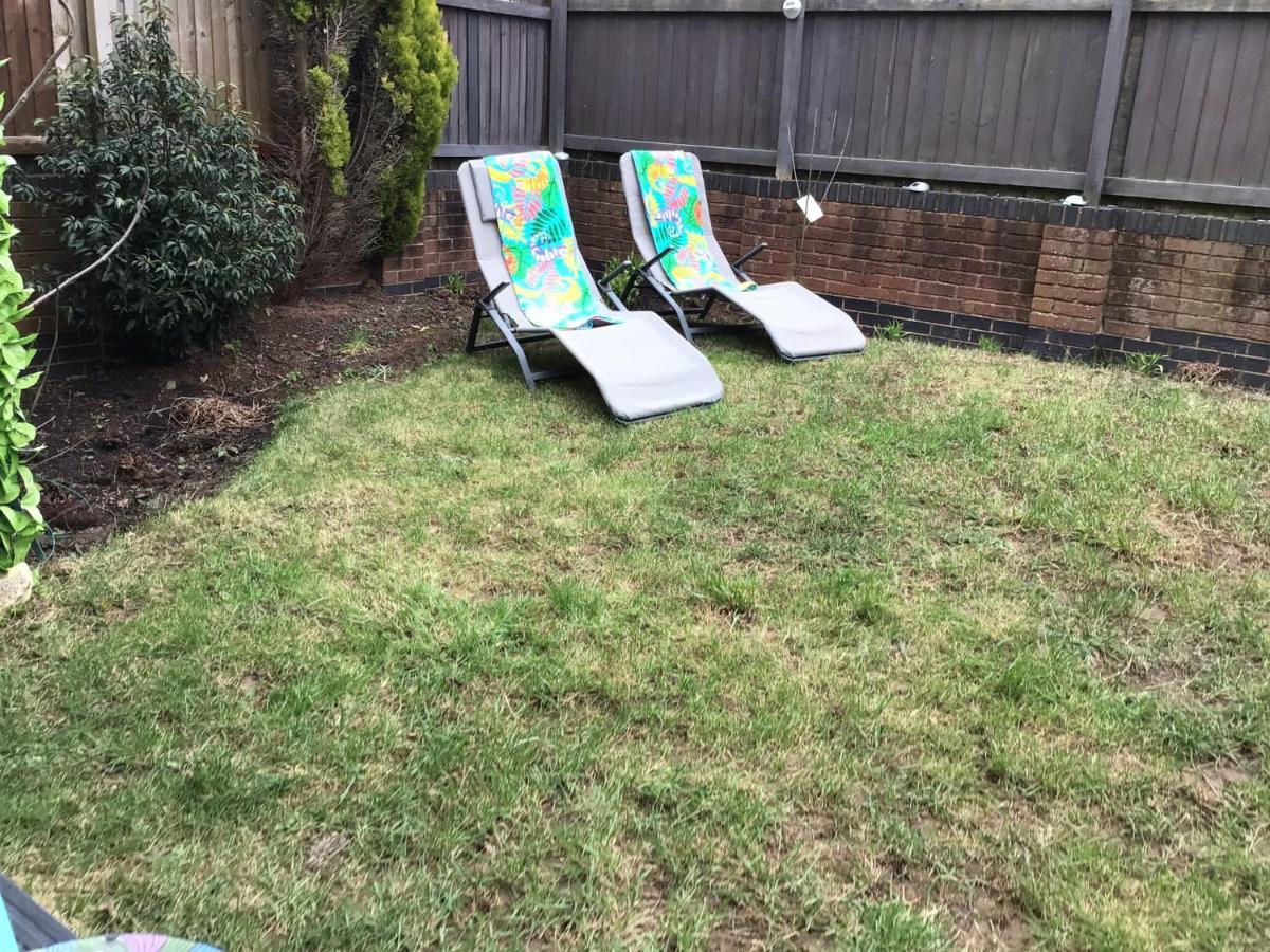 Worcester Fabulous Cherry Tree Mews Self Check In Dogs Welcome By Prior Arrangement , 2 Double Bedrooms ,Super Fast Wi-Fi, With Free Off Road Parking For 2 Vehicles Near Royal Hospital And Woodland Walks Esterno foto