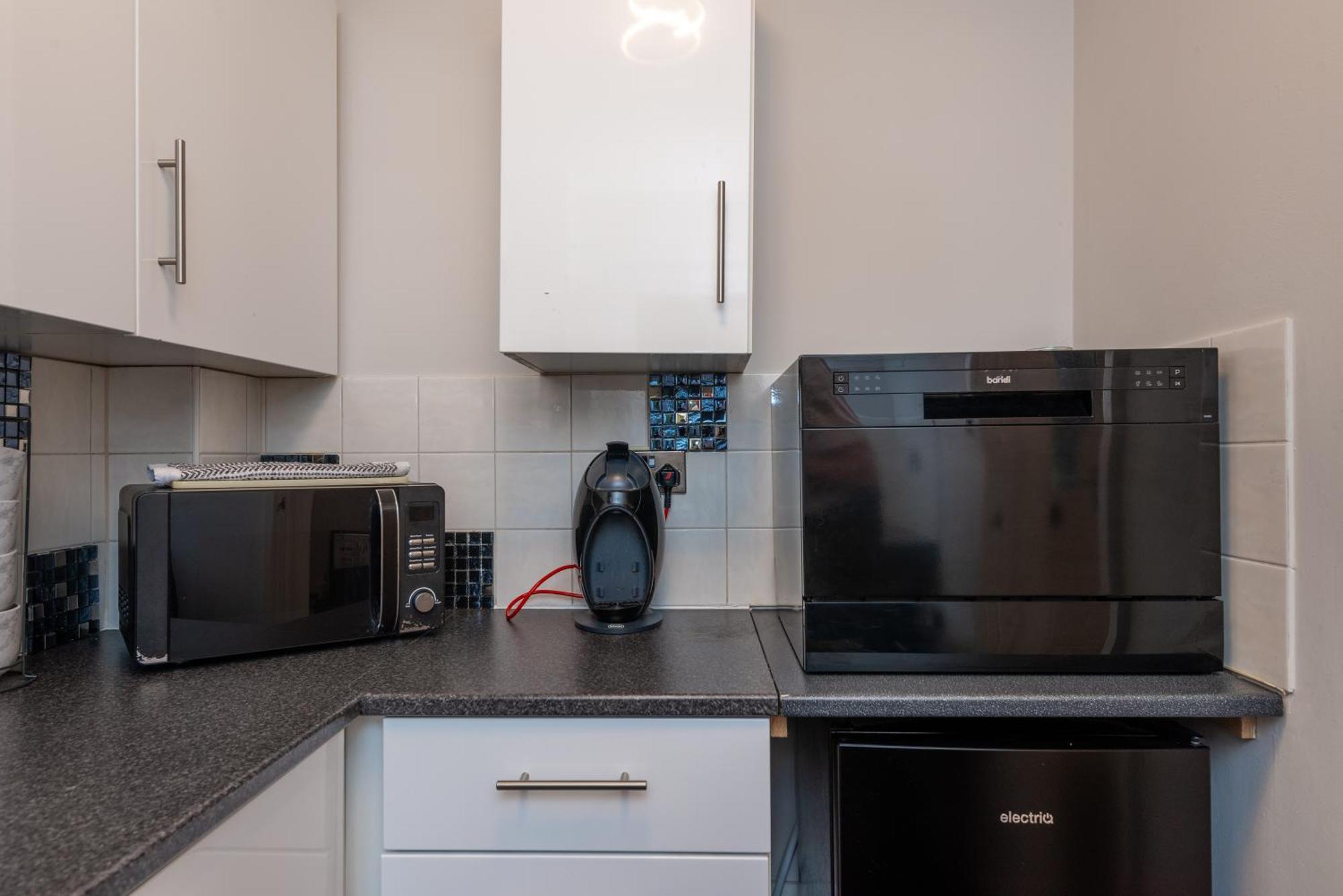 Worcester Fabulous Cherry Tree Mews Self Check In Dogs Welcome By Prior Arrangement , 2 Double Bedrooms ,Super Fast Wi-Fi, With Free Off Road Parking For 2 Vehicles Near Royal Hospital And Woodland Walks Esterno foto