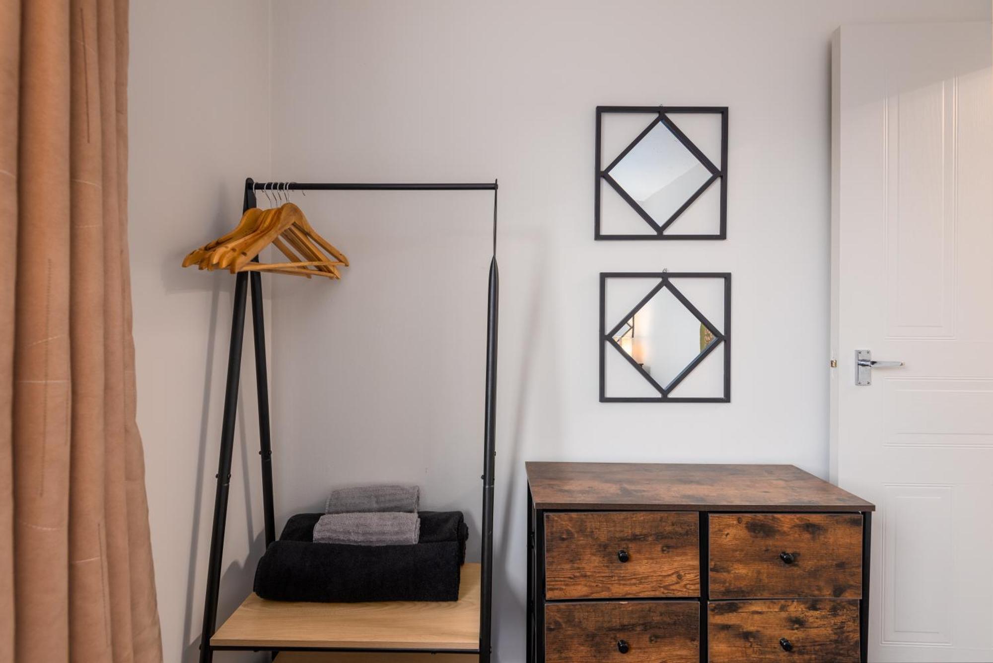 Worcester Fabulous Cherry Tree Mews Self Check In Dogs Welcome By Prior Arrangement , 2 Double Bedrooms ,Super Fast Wi-Fi, With Free Off Road Parking For 2 Vehicles Near Royal Hospital And Woodland Walks Esterno foto