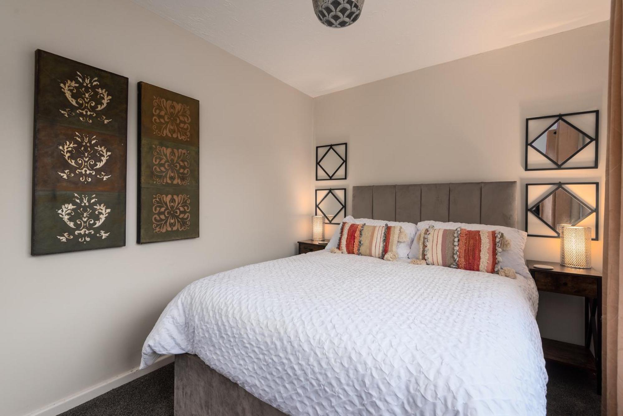 Worcester Fabulous Cherry Tree Mews Self Check In Dogs Welcome By Prior Arrangement , 2 Double Bedrooms ,Super Fast Wi-Fi, With Free Off Road Parking For 2 Vehicles Near Royal Hospital And Woodland Walks Esterno foto