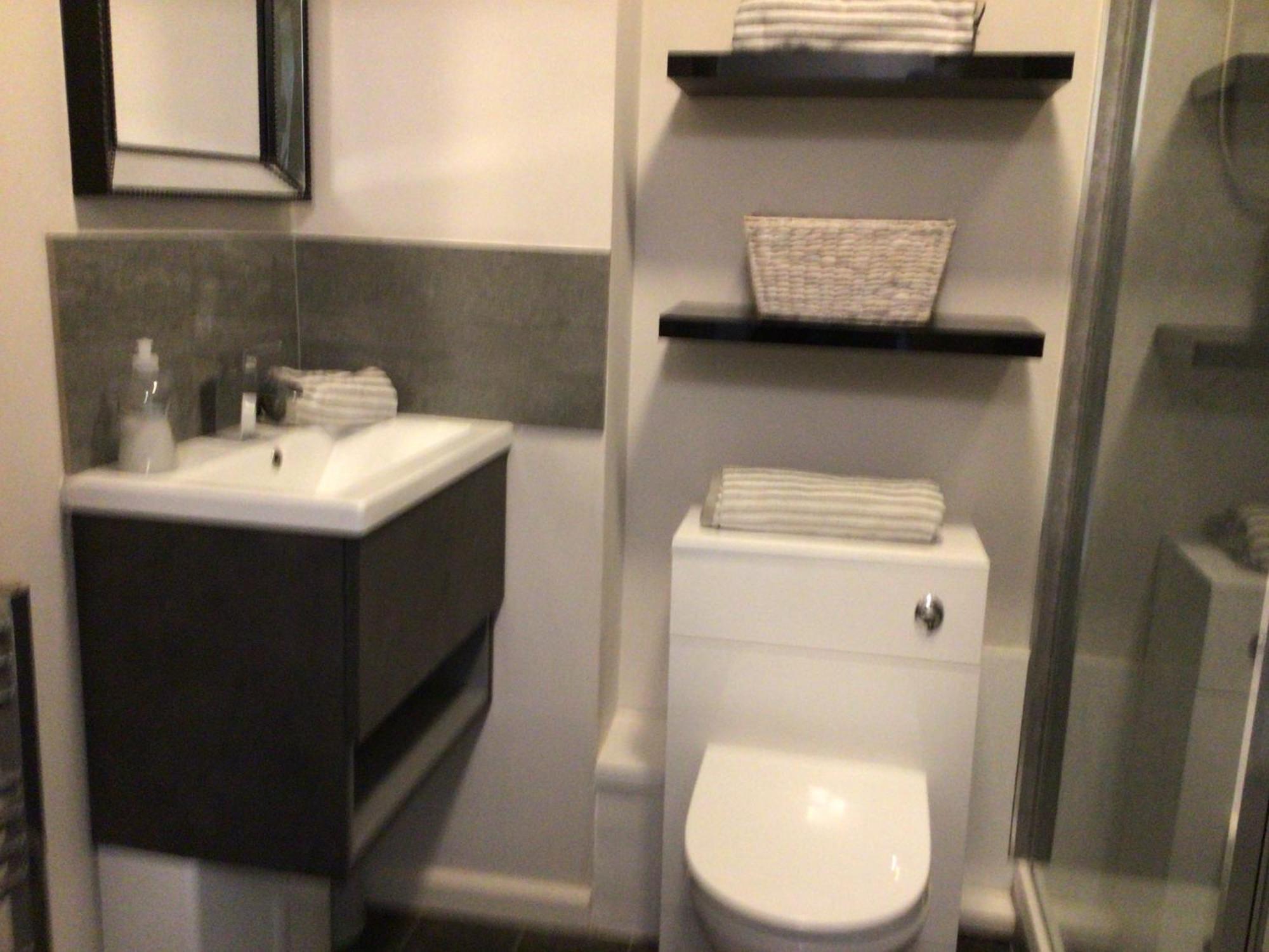 Worcester Fabulous Cherry Tree Mews Self Check In Dogs Welcome By Prior Arrangement , 2 Double Bedrooms ,Super Fast Wi-Fi, With Free Off Road Parking For 2 Vehicles Near Royal Hospital And Woodland Walks Esterno foto